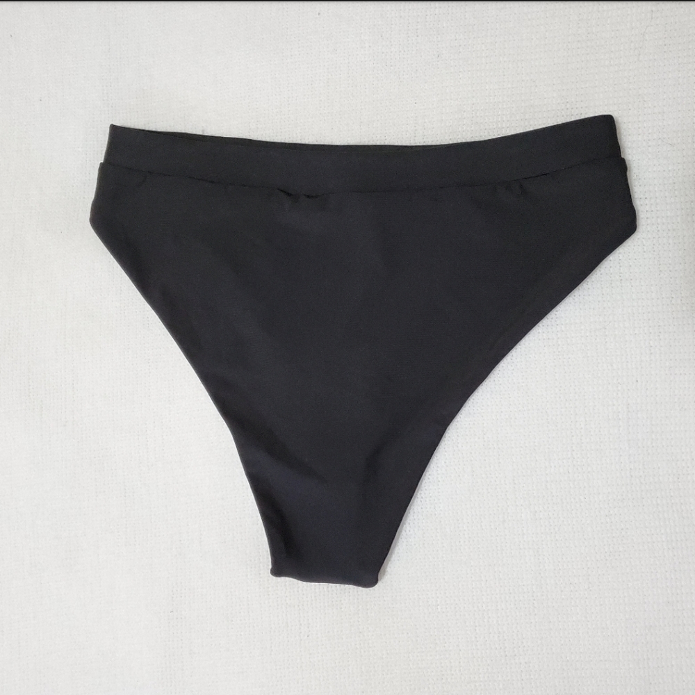 ❌SOLD❌Black Swim Set - Picture 7 of 7